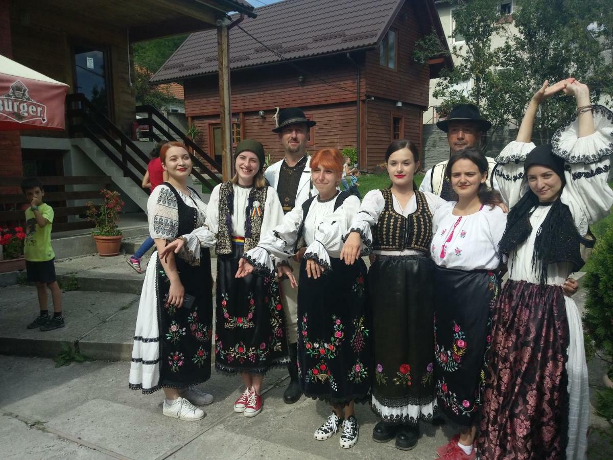 Pensiunea Carmen Bucium  외부 사진
